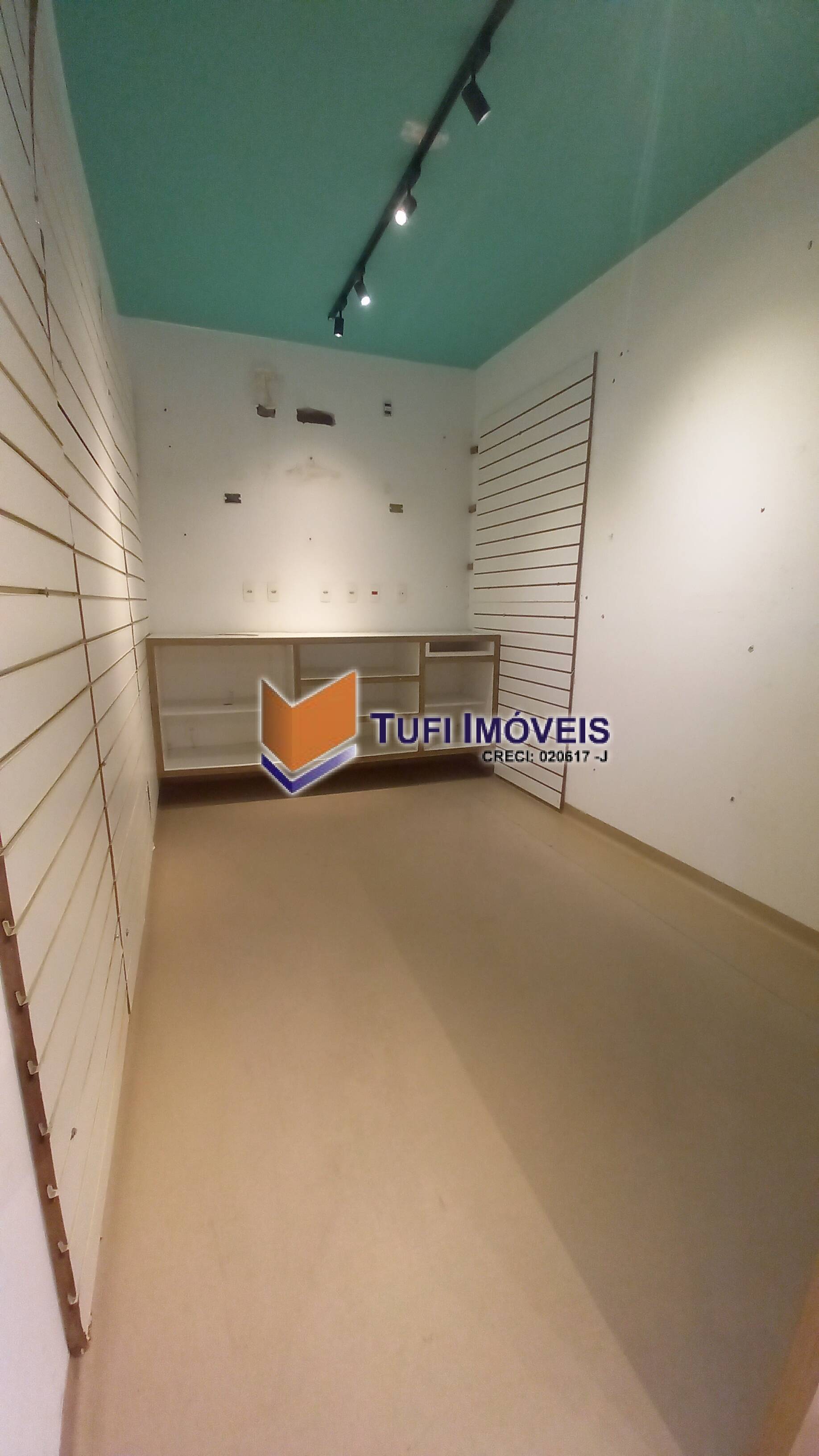 Prédio Inteiro para alugar, 360m² - Foto 17