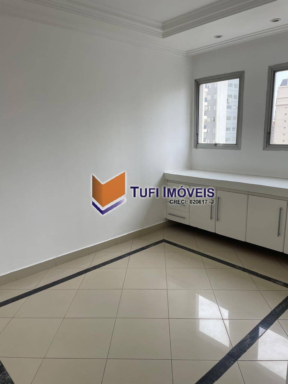 Apartamento para alugar com 3 quartos, 200m² - Foto 10
