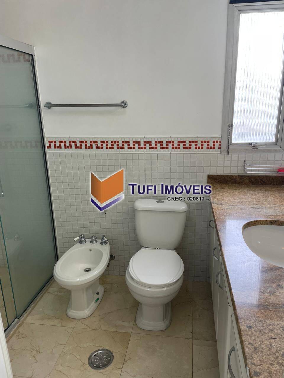 Apartamento para alugar com 3 quartos, 200m² - Foto 16