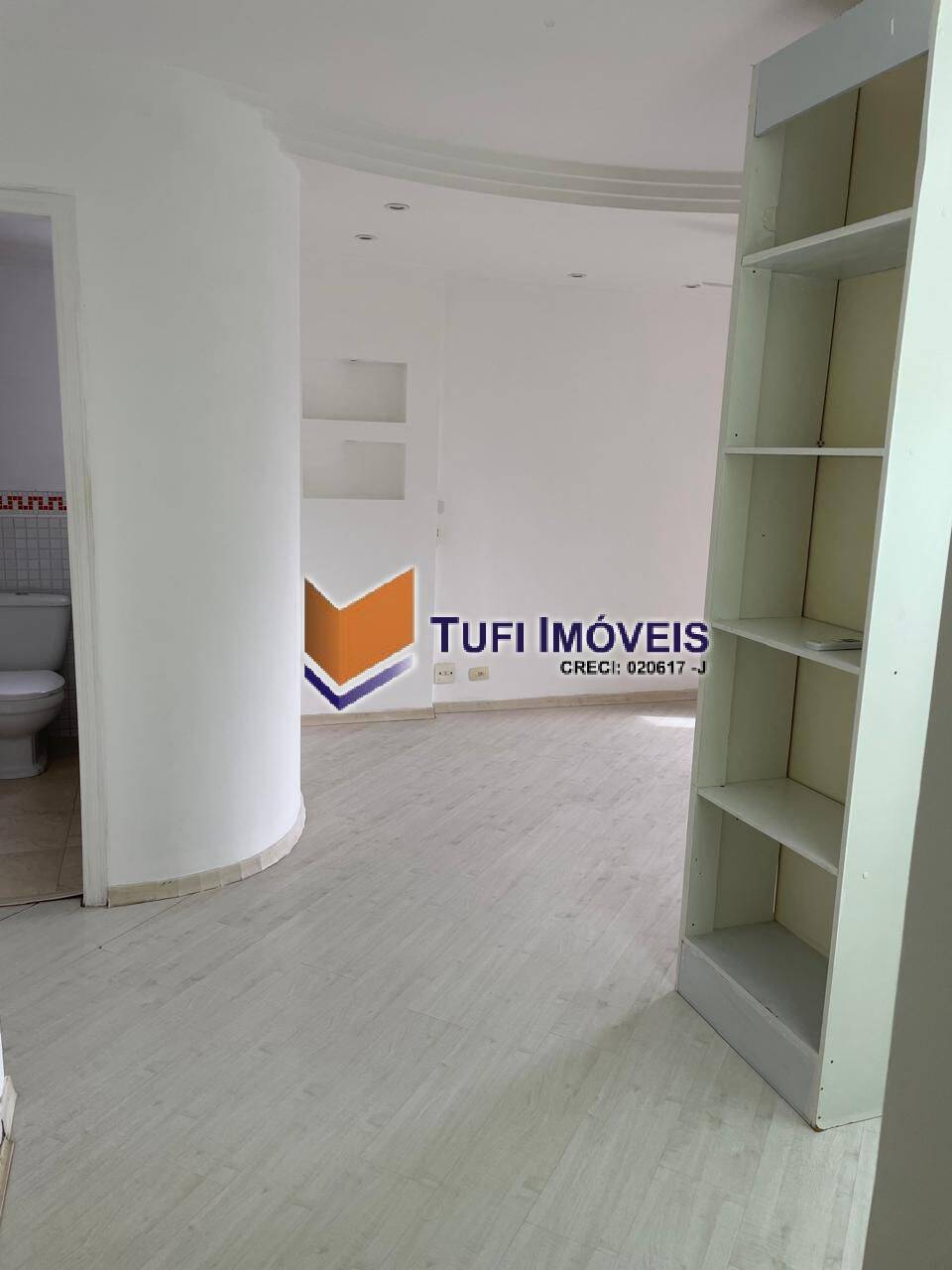 Apartamento para alugar com 3 quartos, 200m² - Foto 14