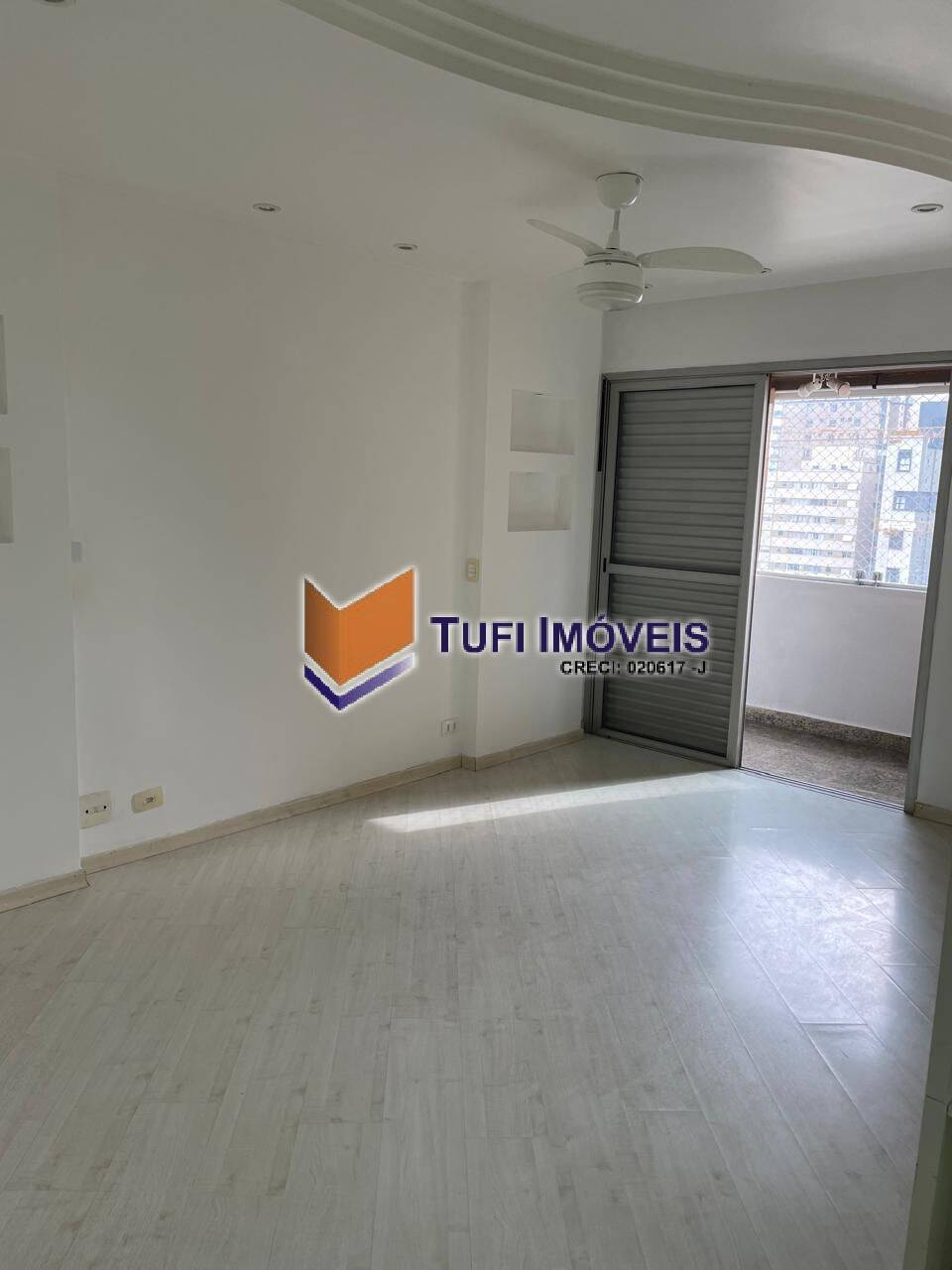 Apartamento para alugar com 3 quartos, 200m² - Foto 13