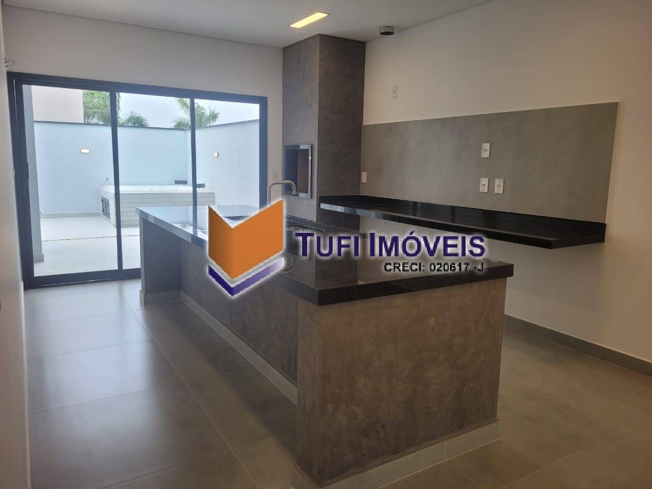 Casa à venda com 3 quartos, 250m² - Foto 7