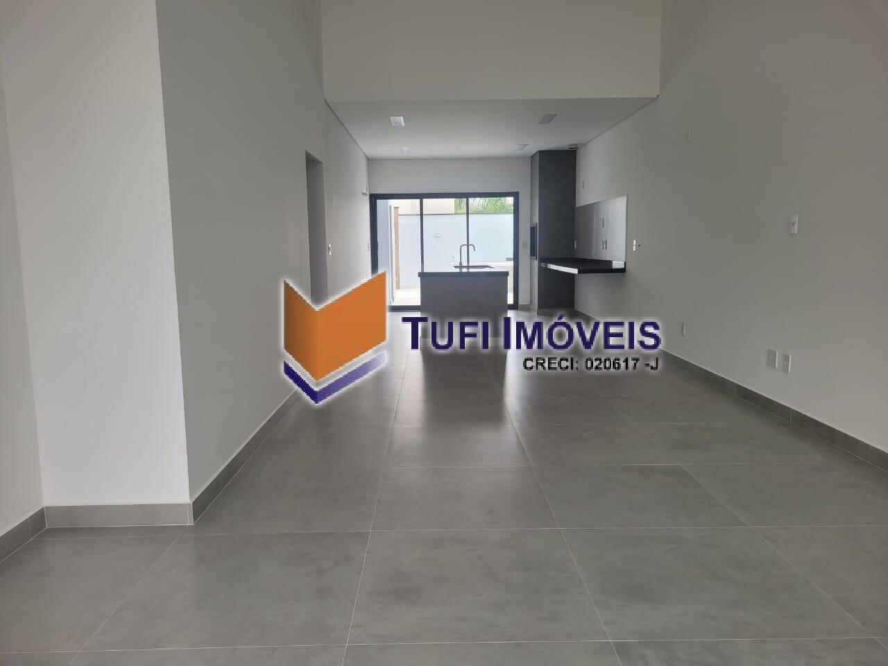 Casa à venda com 3 quartos, 250m² - Foto 8