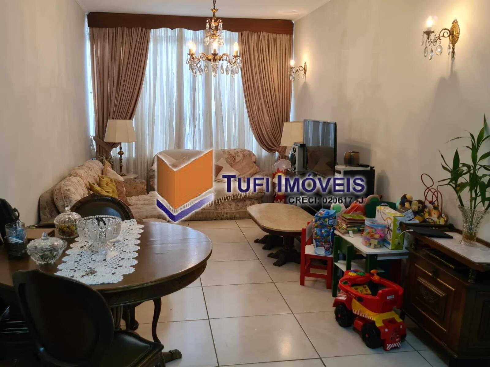 Casa, 3 quartos, 200 m² - Foto 1