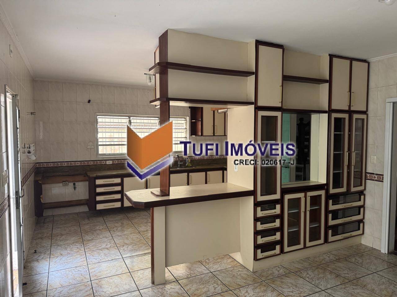 Casa, 3 quartos, 270 m² - Foto 9