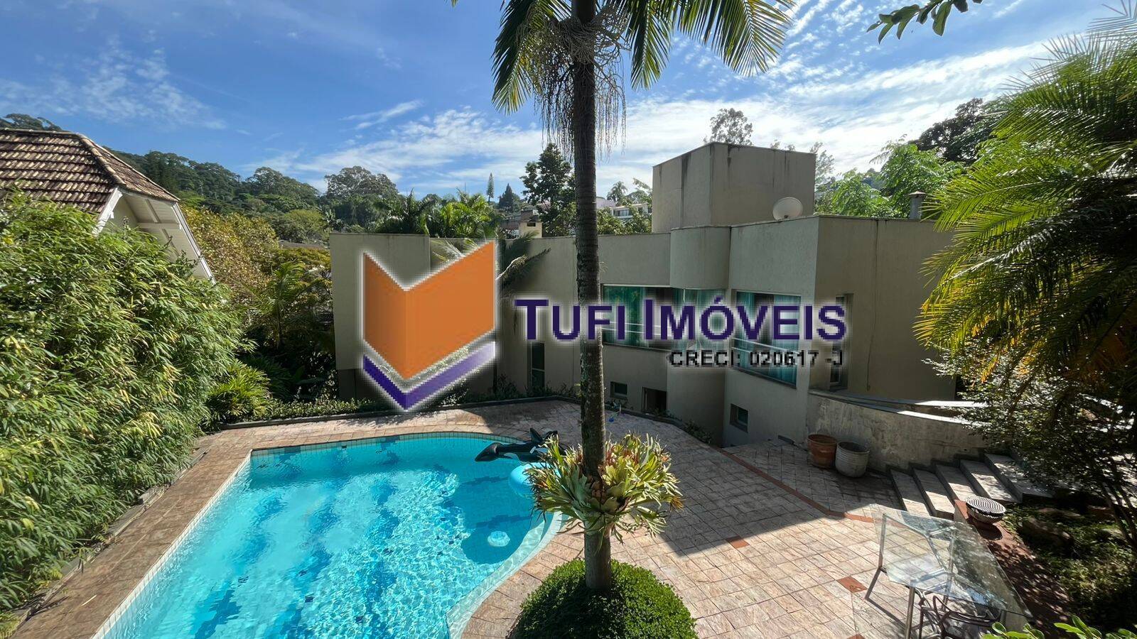 Casa, 4 quartos, 856 m² - Foto 1
