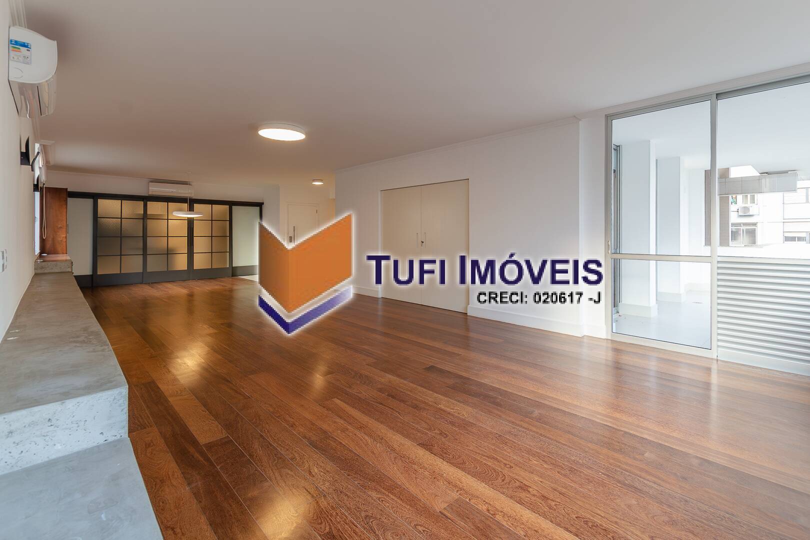 Apartamento, 3 quartos, 270 m² - Foto 1