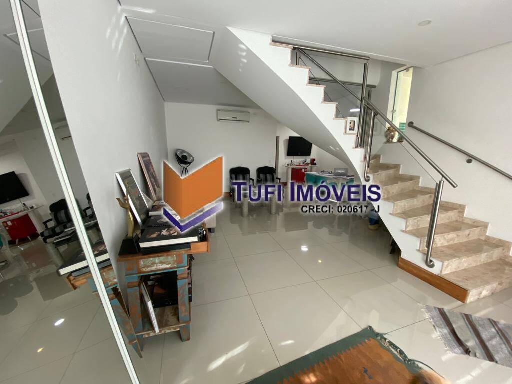Casa, 3 quartos, 195 m² - Foto 3