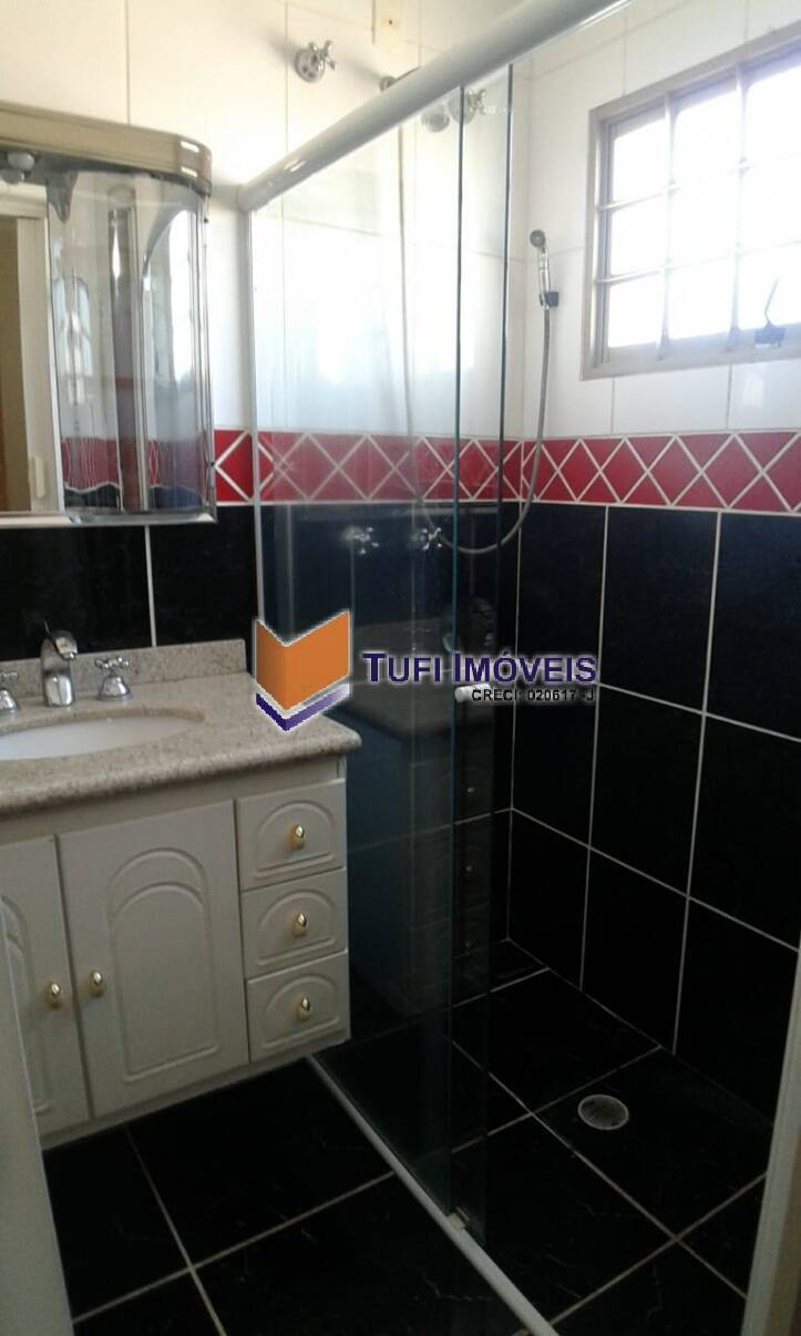 Casa à venda com 4 quartos, 250m² - Foto 17