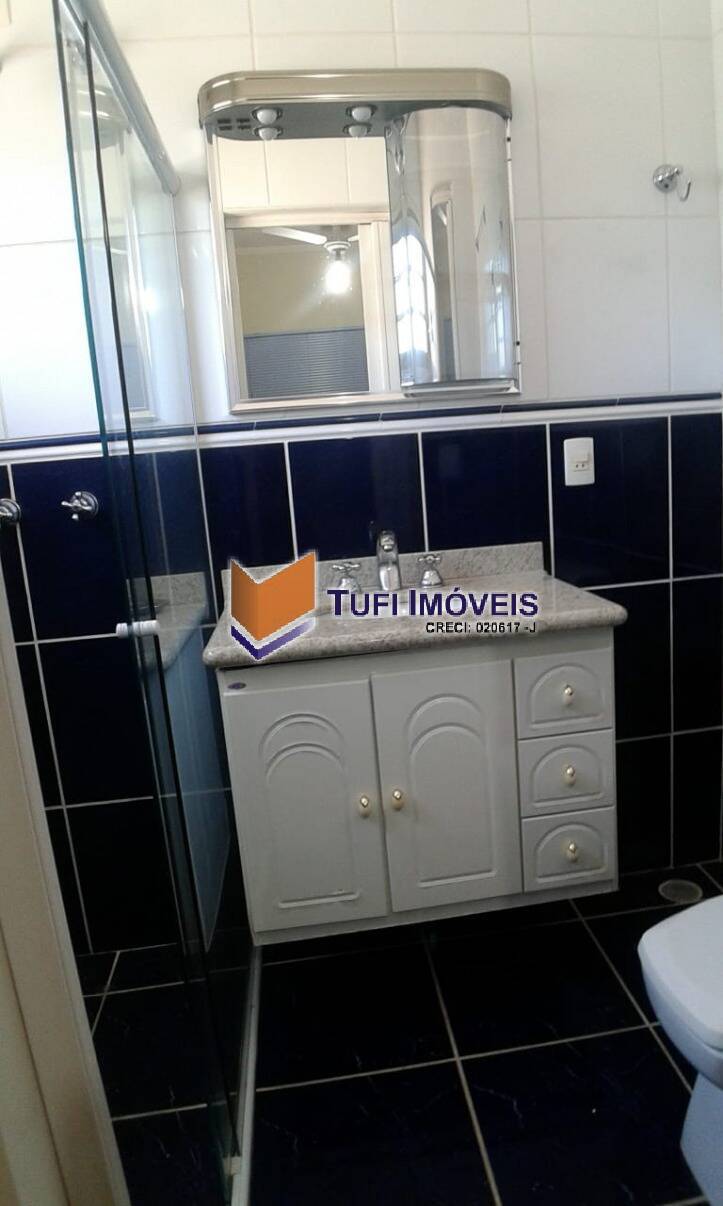 Casa à venda com 4 quartos, 250m² - Foto 18